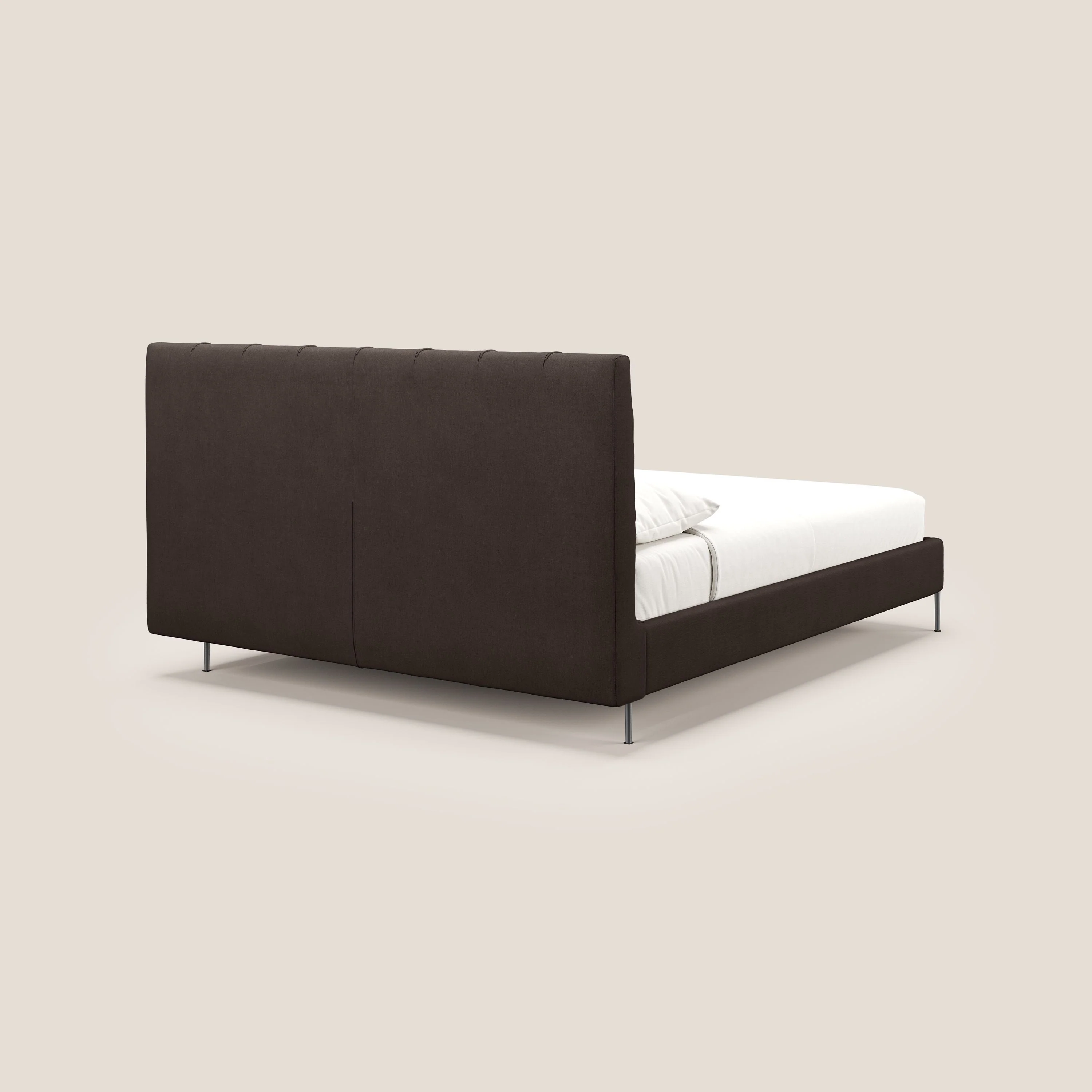 Calliope lit rembourré aux pieds hauts complètement déhoussable en tissu détachable T17 marron - Image 4