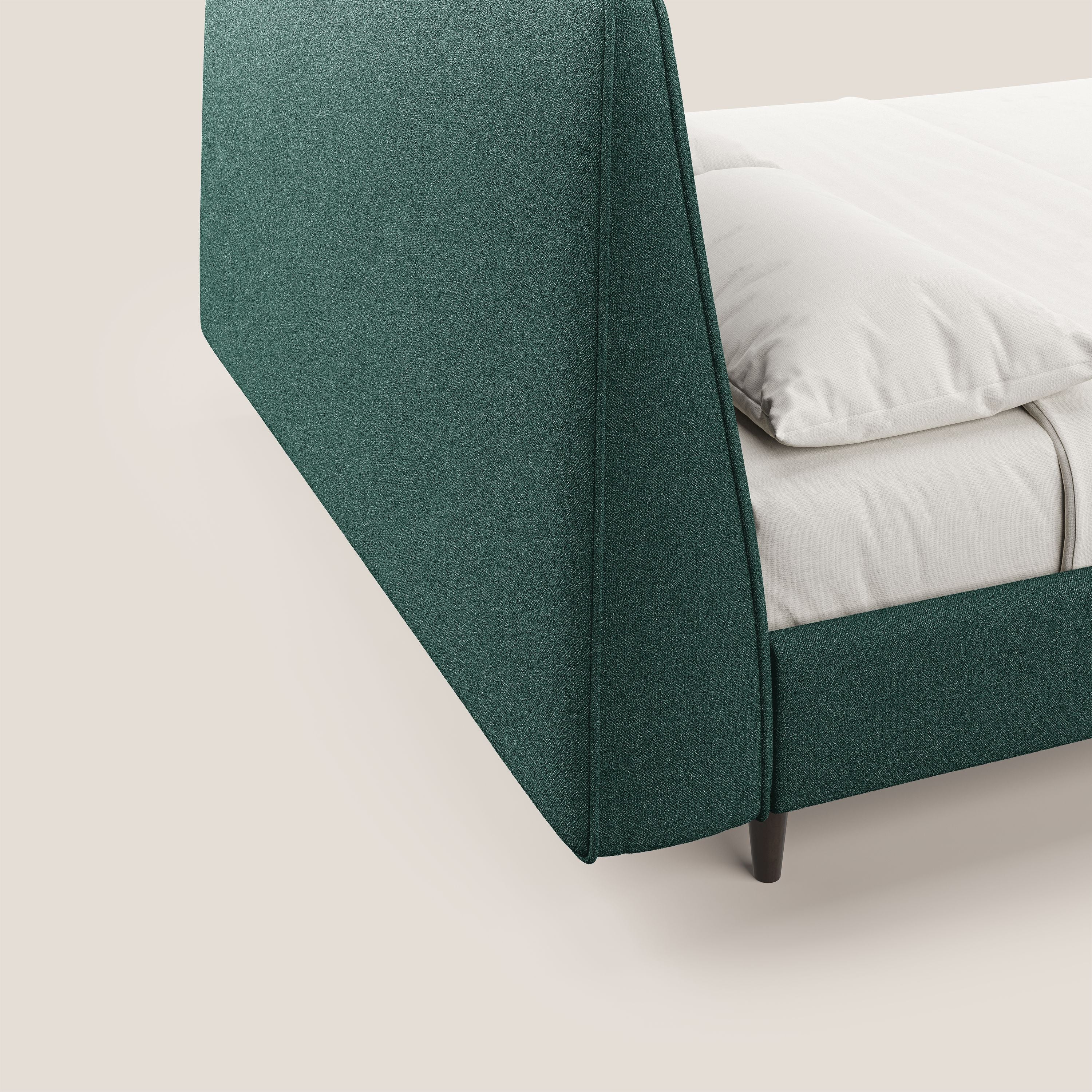 Dorotea lit rembourré avec pieds bois et tissu bouclette douce imperméable T07 vert - Image 3