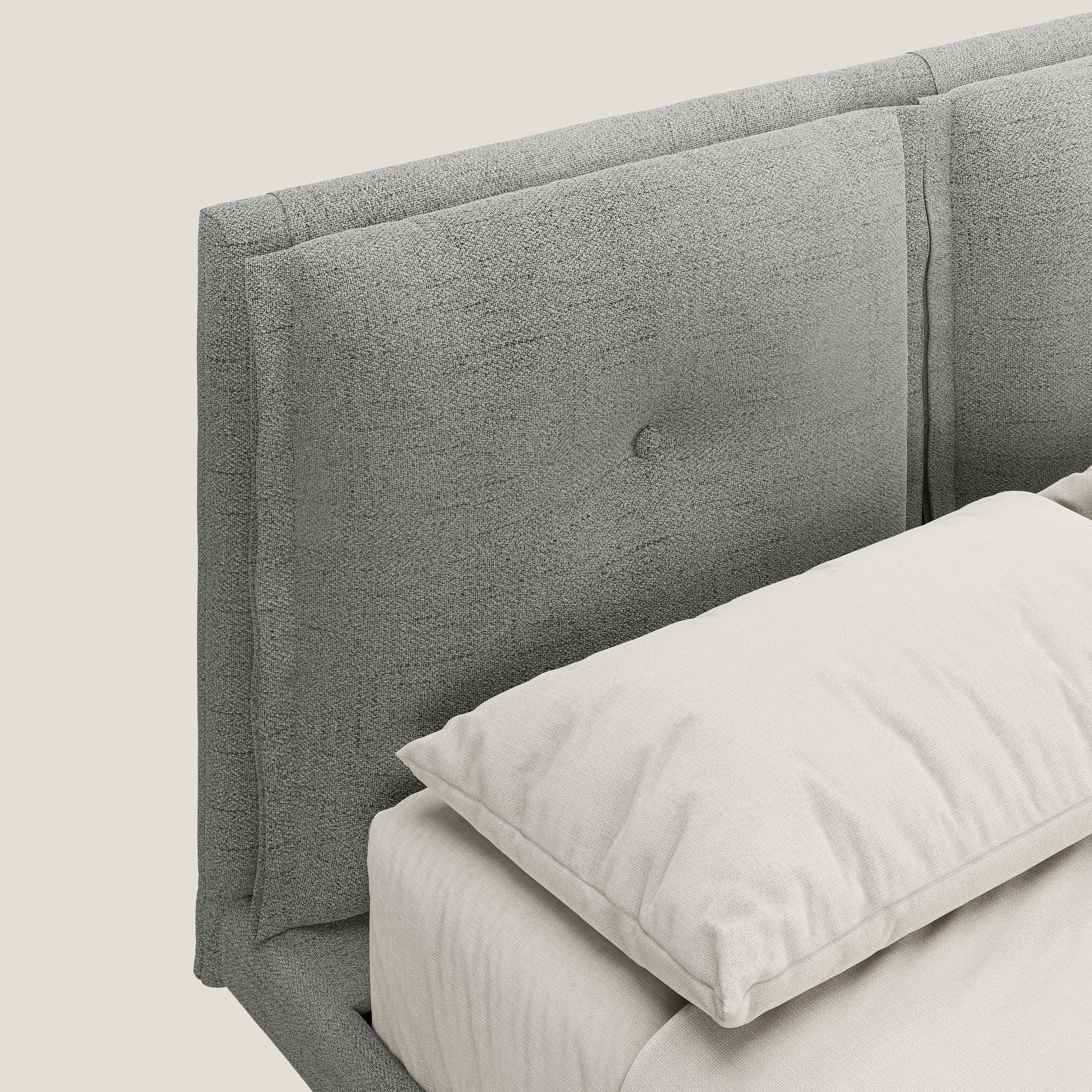 Ibuki lit avec coussins capitonnés réglables et pieds foncés en tissu flammé imperméable T03 gris clair - Image 6