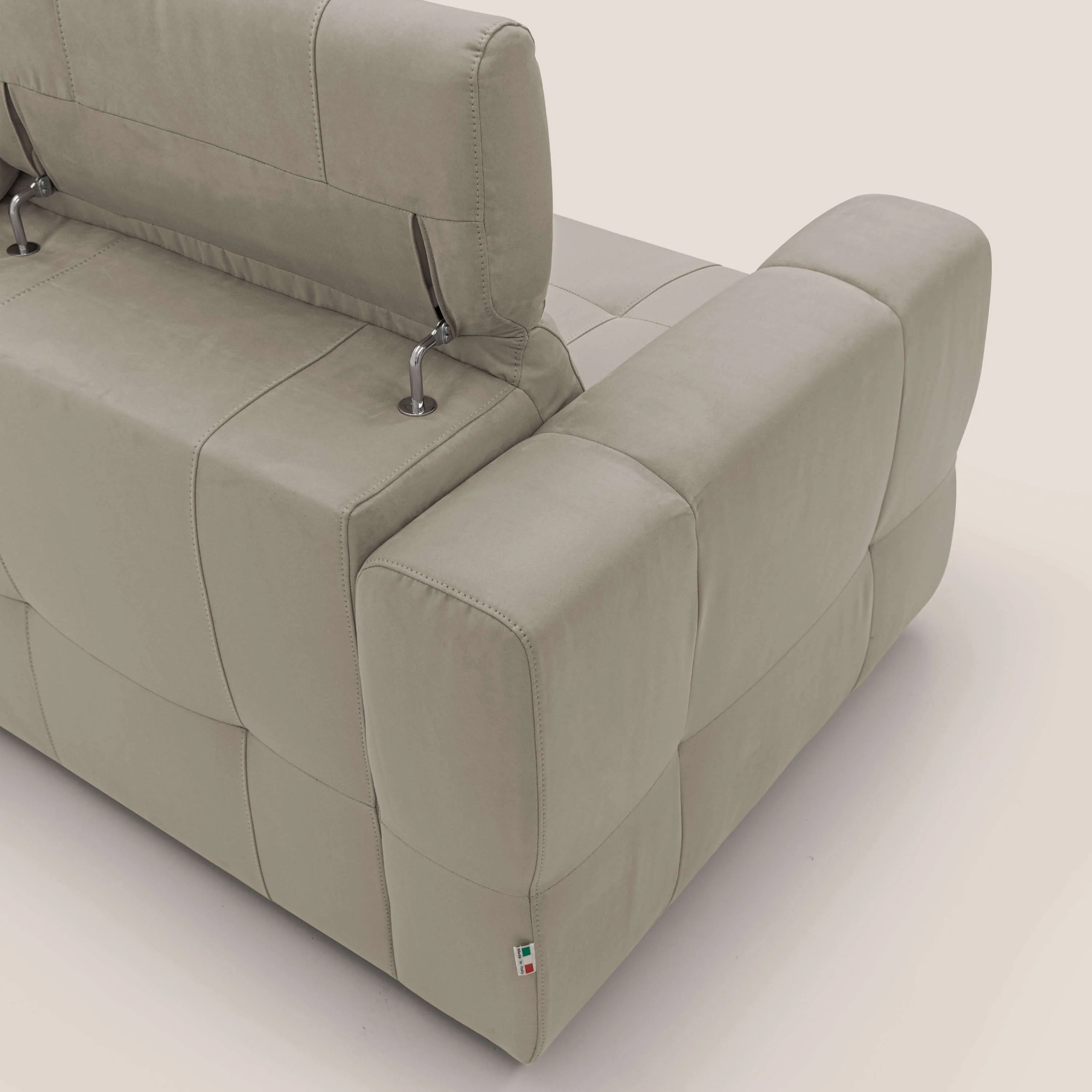 Kronos Canapé avec pouf extractible et têtières inclinalbes en microfibre douce imperméable T11 Taupe tortora - Image 11