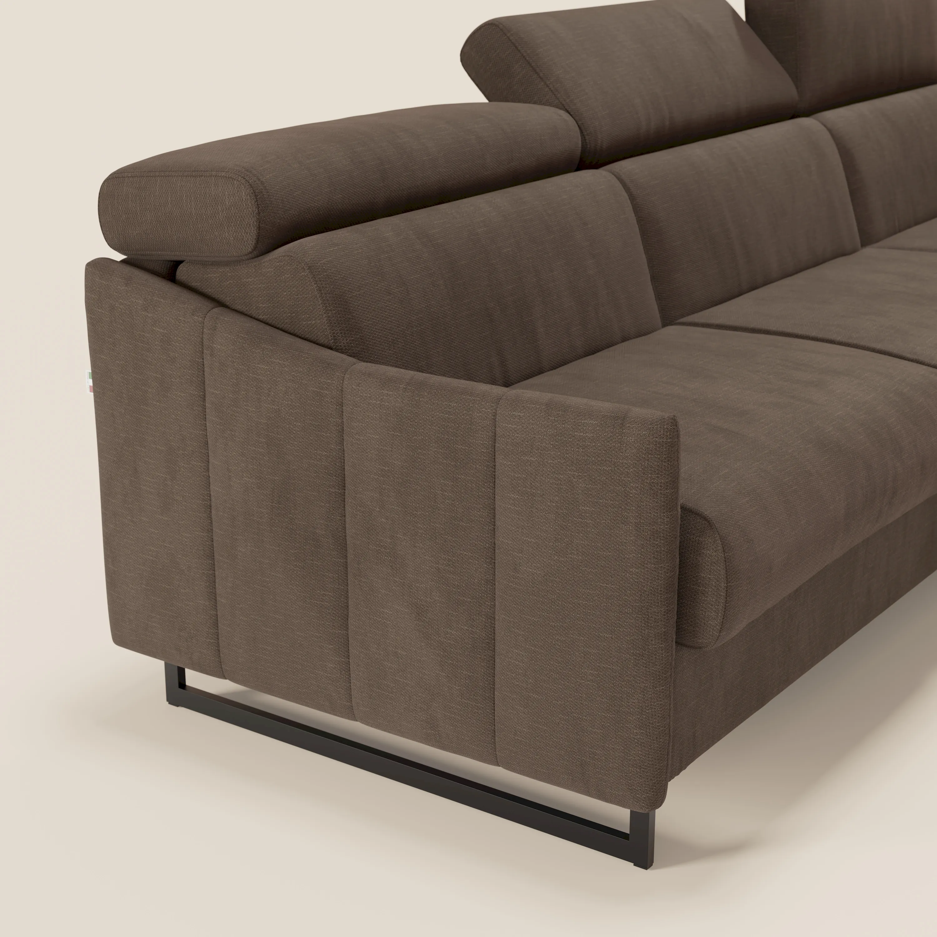 Loto Canapé d'angle convertible avec chaise longue coffre, têtières et matelas H 18 cm en tissu doux imperméable T14 marron - Image 4