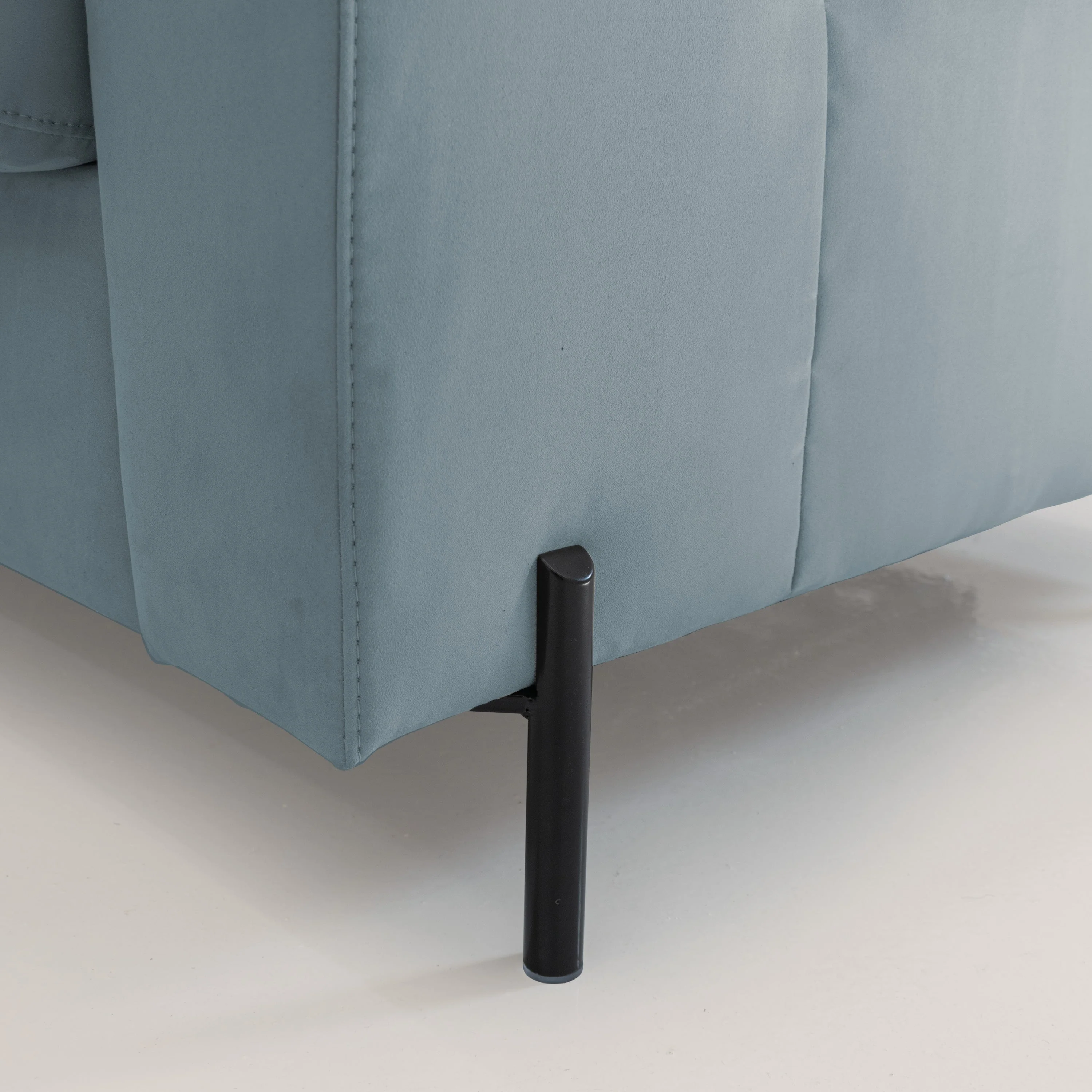 Ortensia canapé convertible matelas H 18cm et pieds hauts en élégante microfibre détachable T11 bleu pastel - Image 6