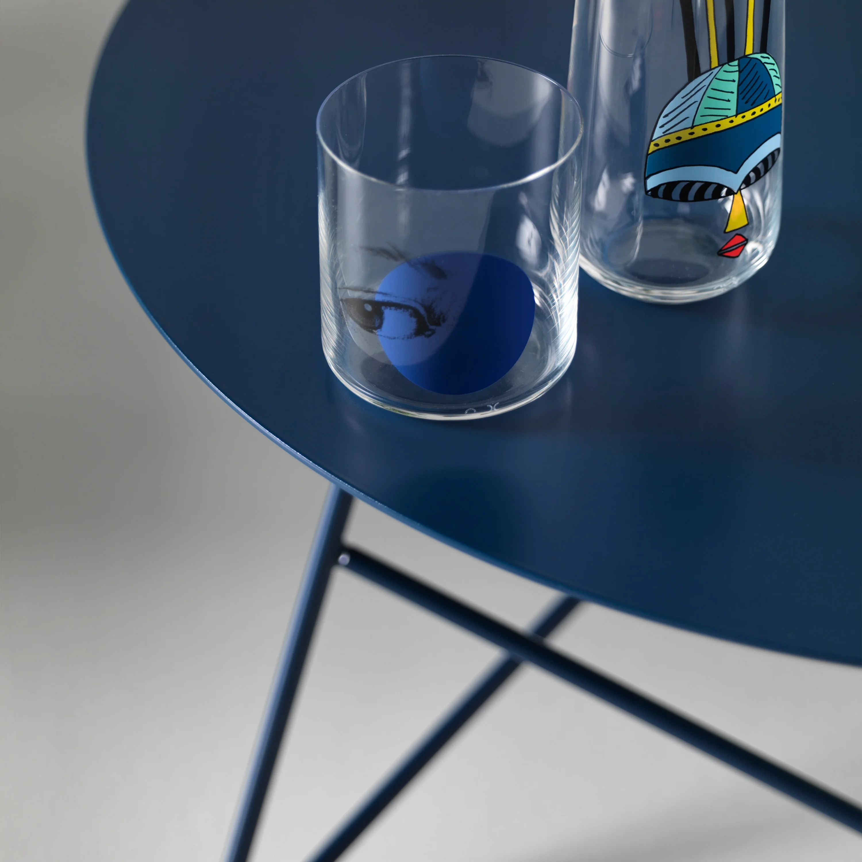 Ermione Table basse ronde en métal h44 - Image 4