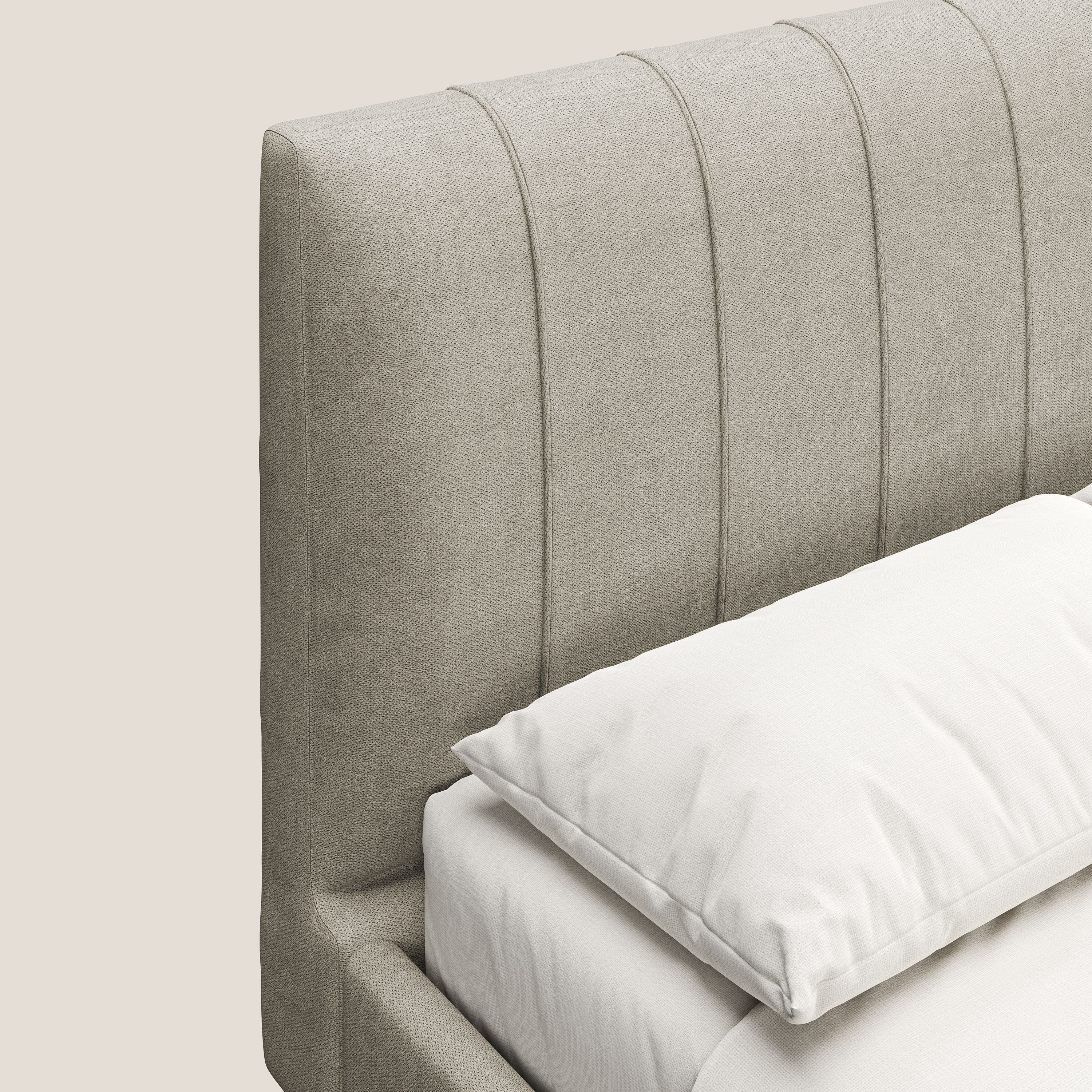 Selene lit rembourré avec pieds bois naturel déhoussable en tissu imperméable T02 crème - Image 6