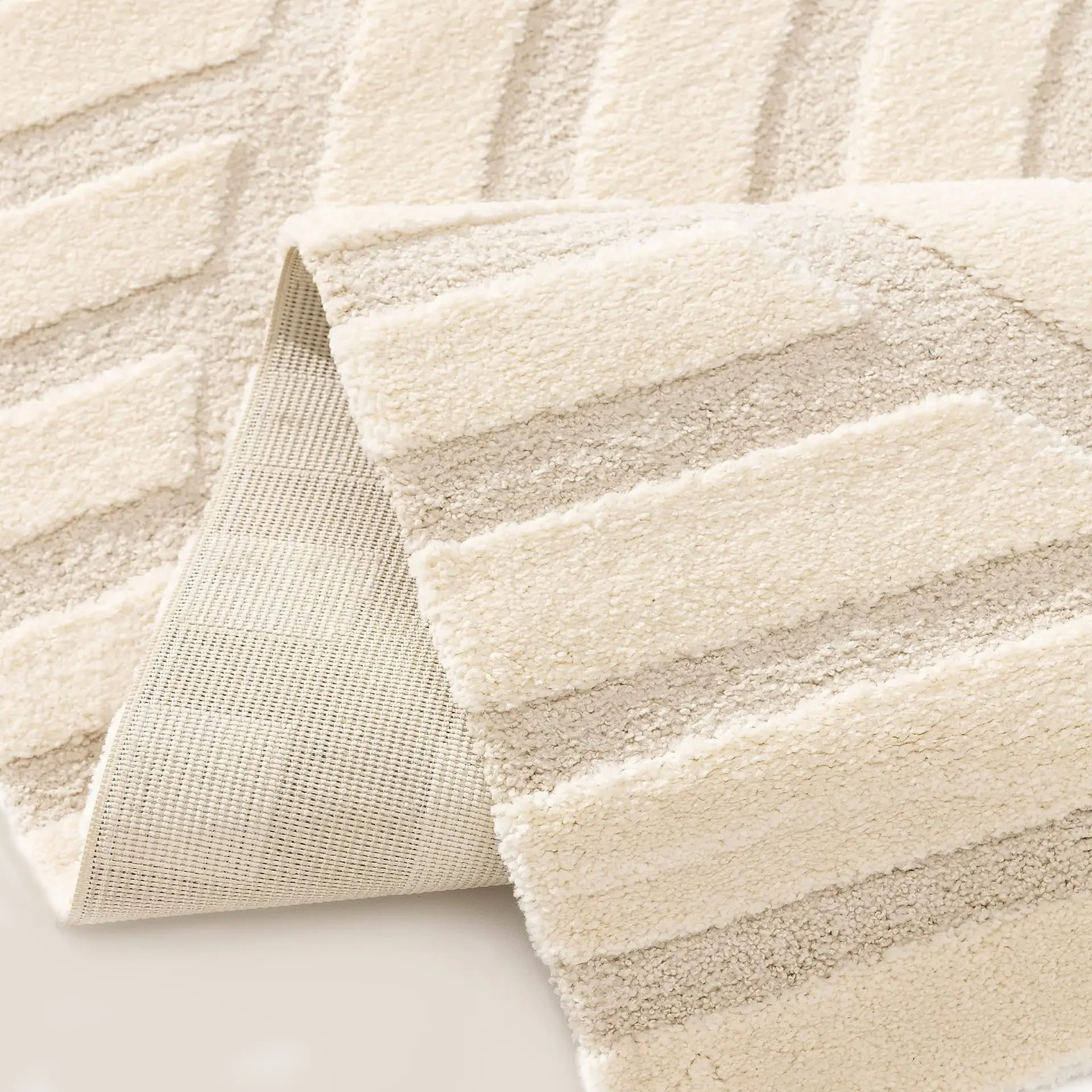 Zefira tapis à motifs en relief crème imperméable - Image 3